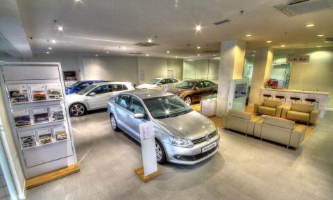 Car Showroom Cleaning Services